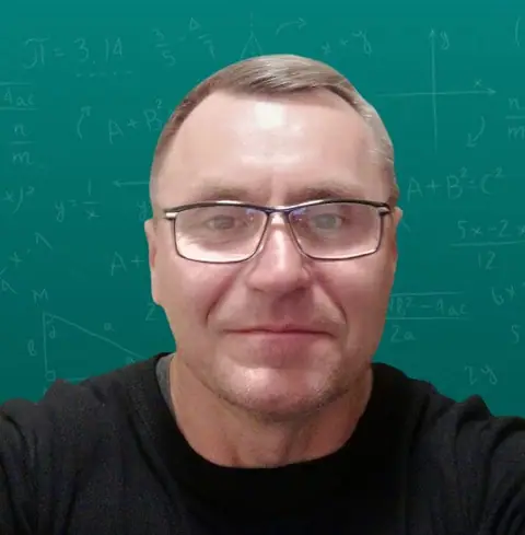 Репетитор для 5-11 классов Виктор Юрьевич Яненко — myalfaschool.ru